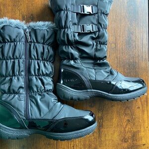 Sporto Black Winter Boots with Faux Fur